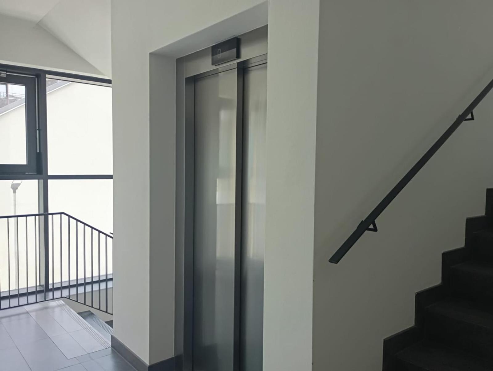 Novy Apartman S Terasou ブルノ エクステリア 写真
