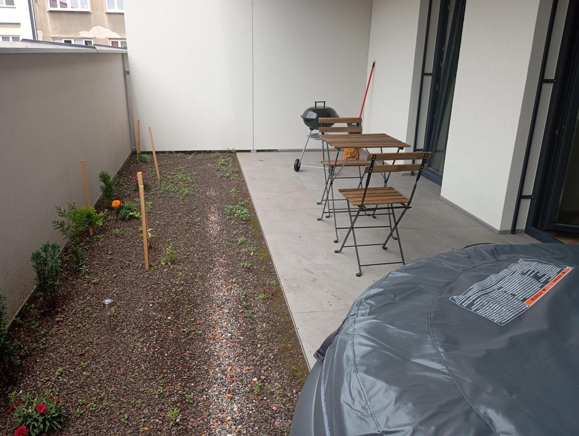 Novy Apartman S Terasou ブルノ エクステリア 写真